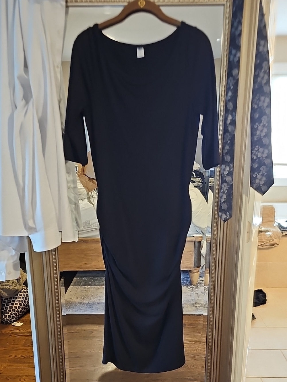 Old Navy maternity Black Long-Sleeve Midi Dress